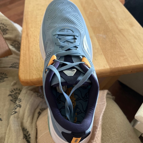 Women's Saucony Jackalope Guide 15 - Picture 1 of 6